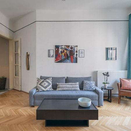 Raday Bobo Apartamento Budapeste Exterior foto