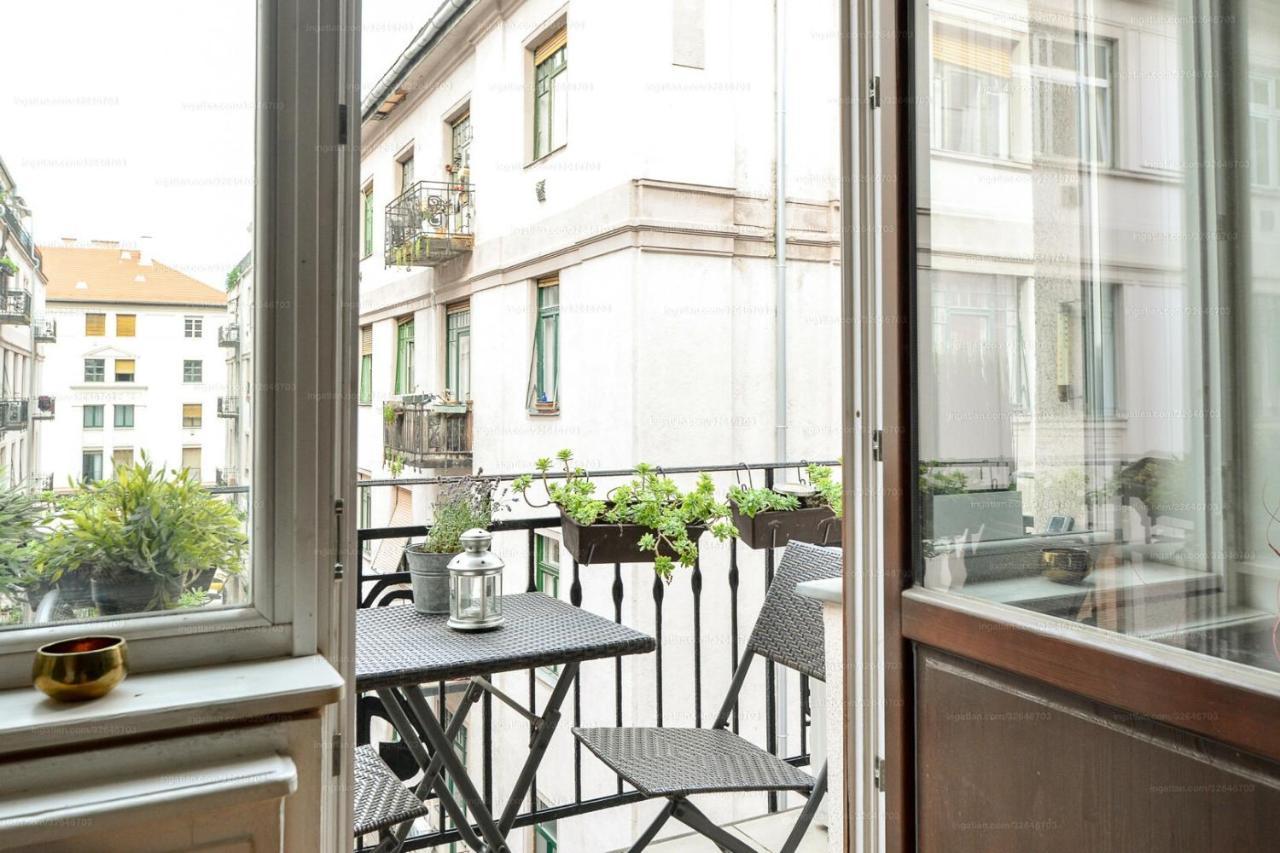 Raday Bobo Apartamento Budapeste Exterior foto