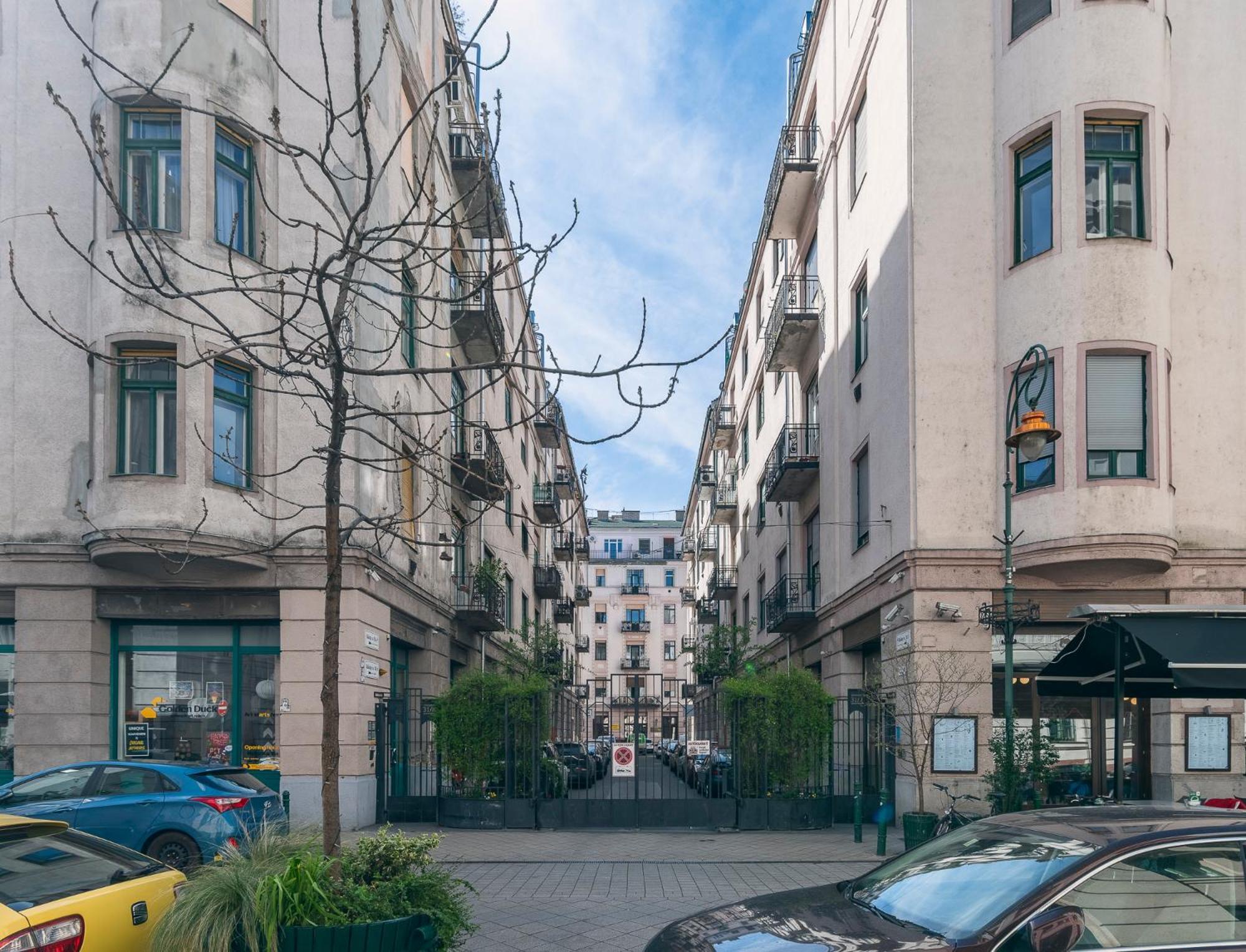 Raday Bobo Apartamento Budapeste Exterior foto