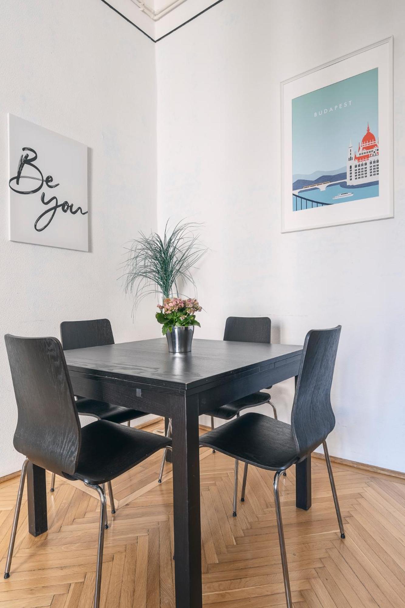 Raday Bobo Apartamento Budapeste Exterior foto